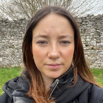 Babysitter in Ferney-Voltaire: Lily