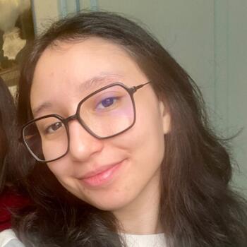 Babysitter Mont-sur-Marchienne: Oumaïma