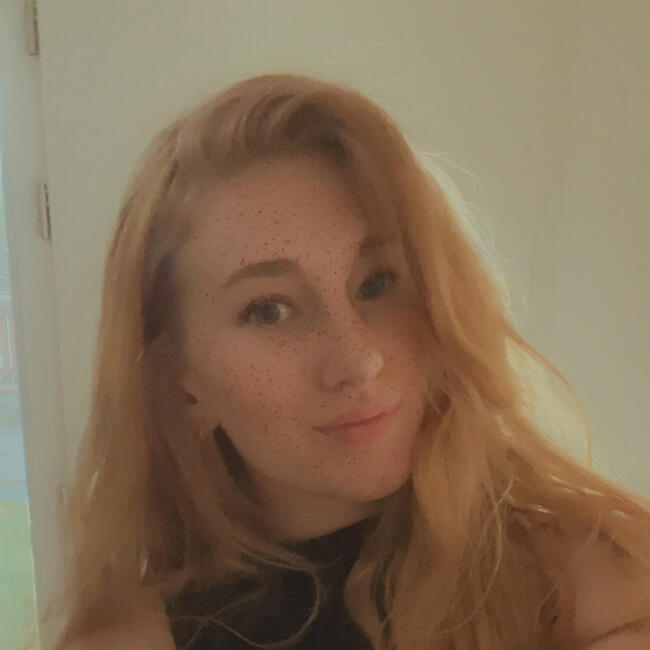 Babysitter in Nieurlet: Chloé