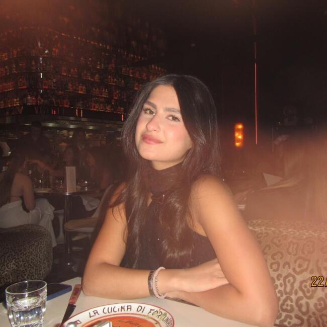 Babysitter in Paris: Taline