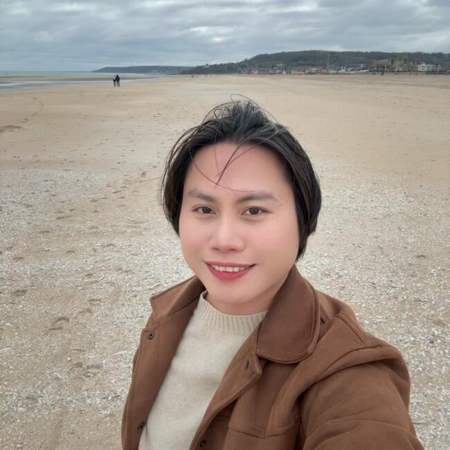 Nanny in Poissy: Mike Elger