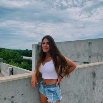 Babysitter Geneva (Illinois): Izabella