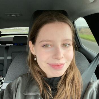 Babysitter em Izegem: Linde