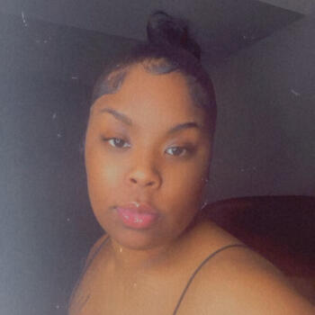 Babysitter in Owings Mills: Destini