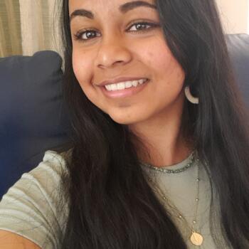 Babysitter Melbourne: Thisagi