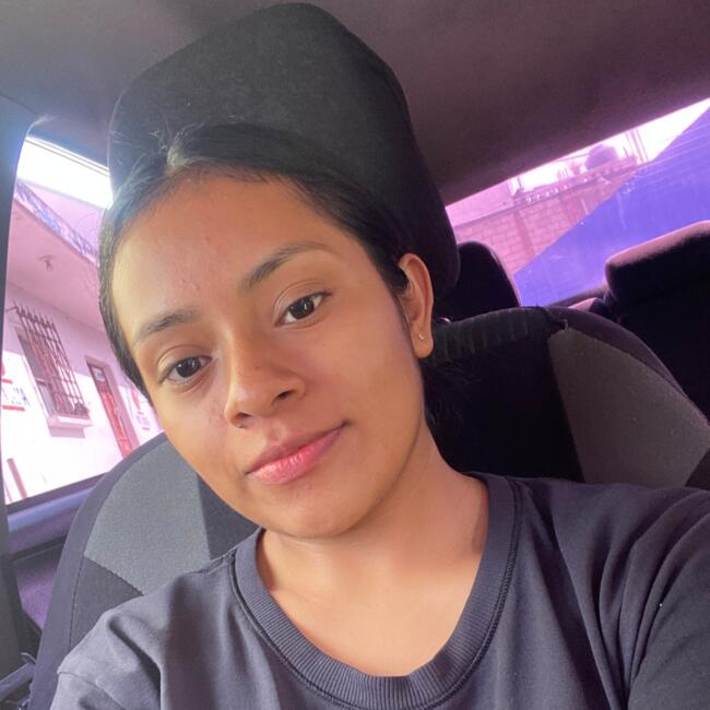 Babysitter in Guatemala City: Wendy