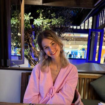 Babysitter in Gießhübl: Lea