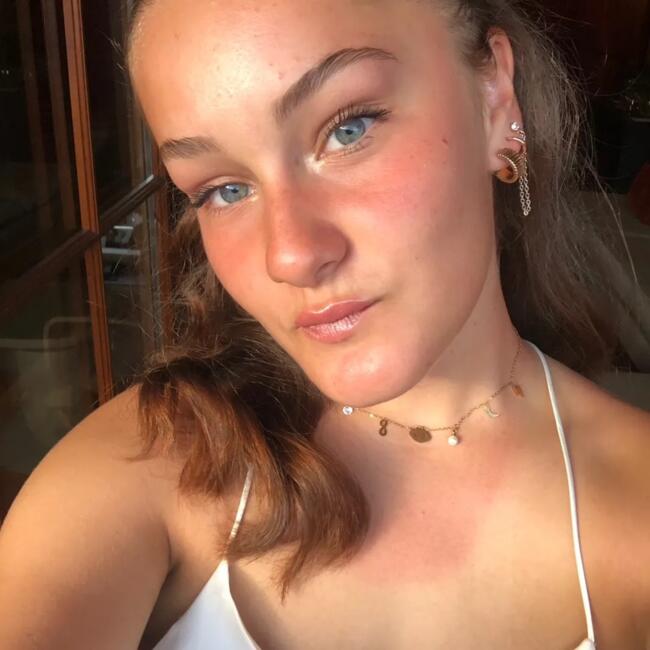 Babysitter in Nancy: Lana