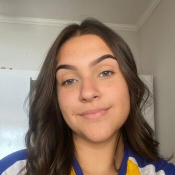 Babysitter in Varginha: Ana julia