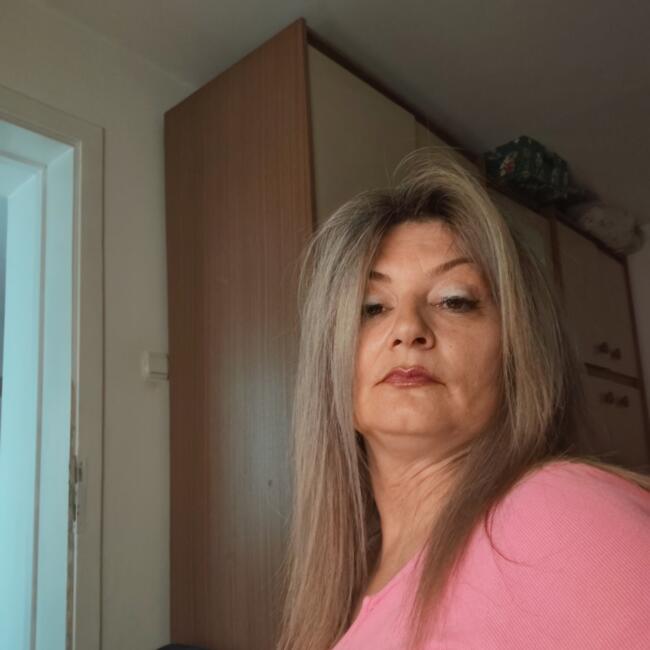 Babysitter in Belgrade: Elizabeta