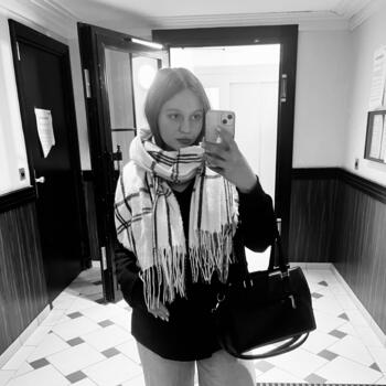 Babysitter Brebières: Valentine