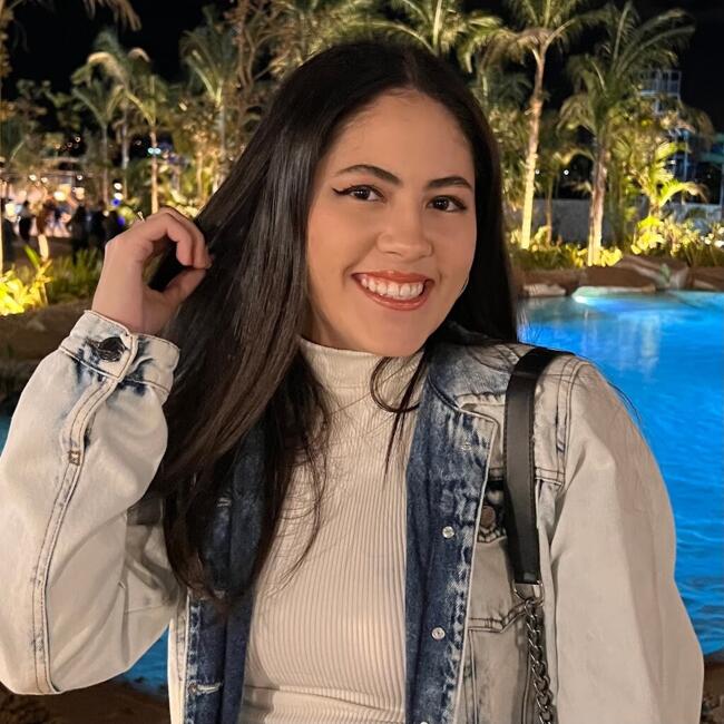 Babysitter in Brasília: Maria Amanda