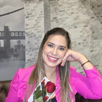 Babysitting job in Ciudad del Este: babysitting job Karen