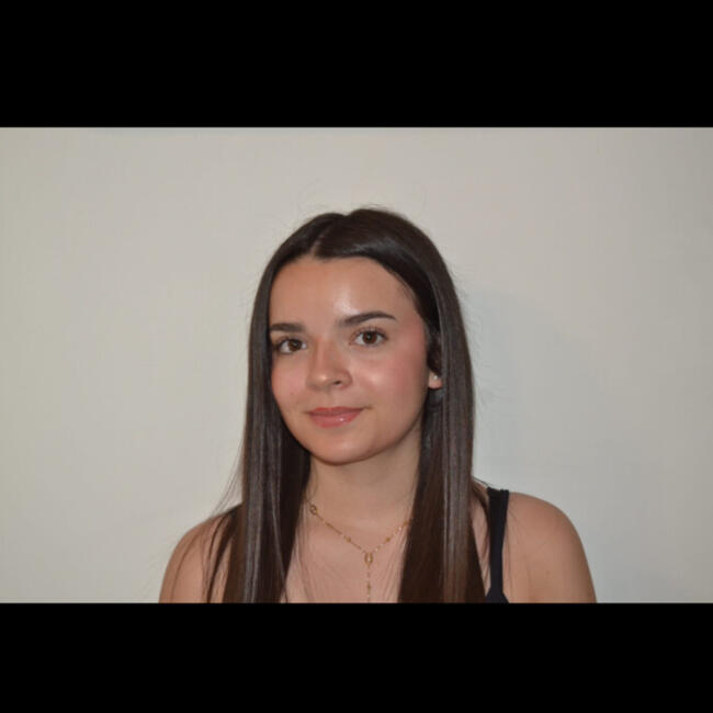 Babysitter in Saint-Pierre-le-Vieux: Oceane