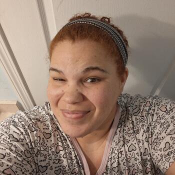 Babysitter in Zephyrhills: Shaina