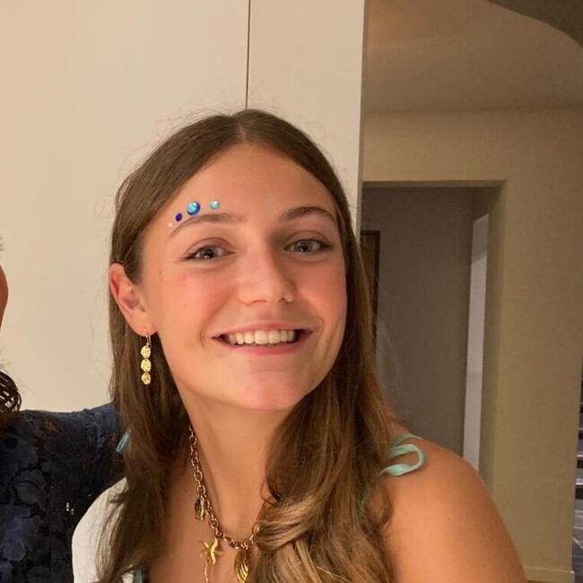 Babysitter in Chaumont-Gistoux: Louise