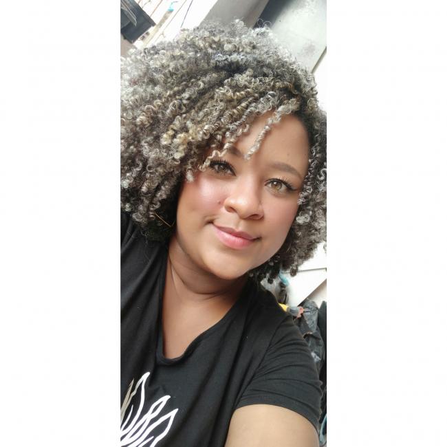Babysitter in Salvador: Tífane Santos