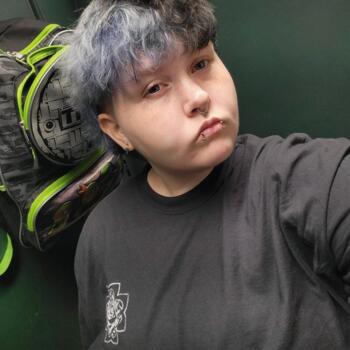 Babysitter in Buffalo: Eris