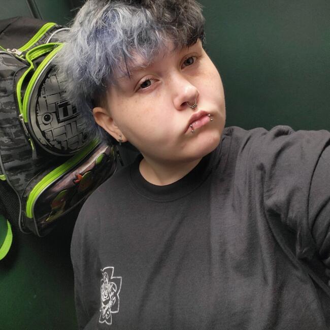 Babysitter in Buffalo: Eris