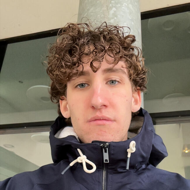 Babysitter in Rennes: Eliott