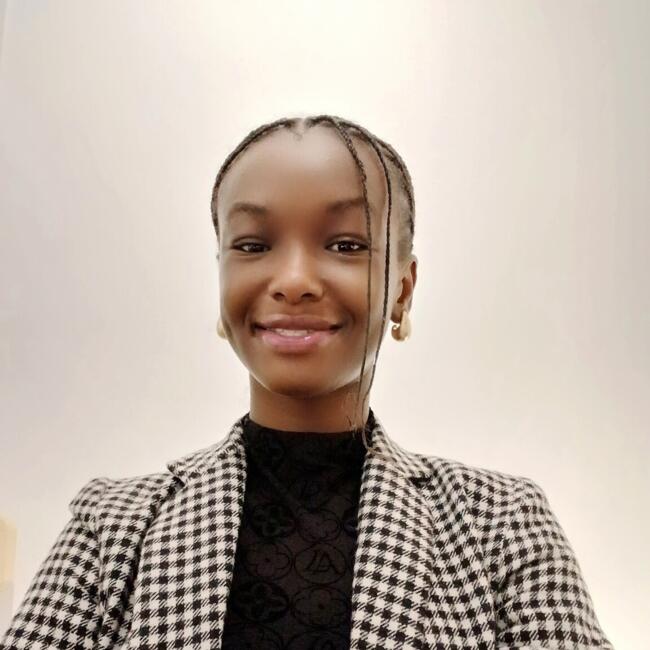 Babysitter in Compiègne: Marie