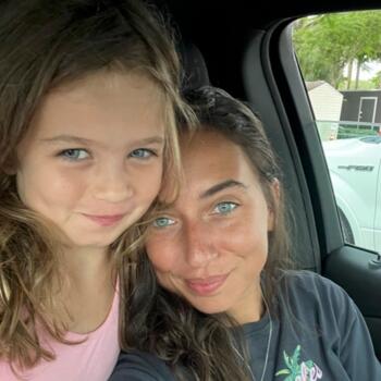 Babysitter in Paris: Alexia