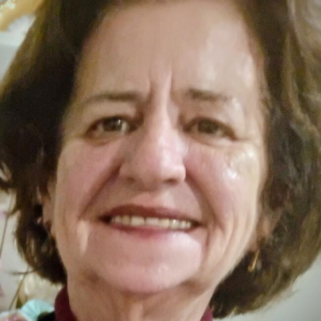 Babá em Belo Horizonte: Edslene