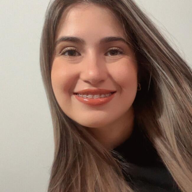 Babysitter in Rio Claro: Gabrielle