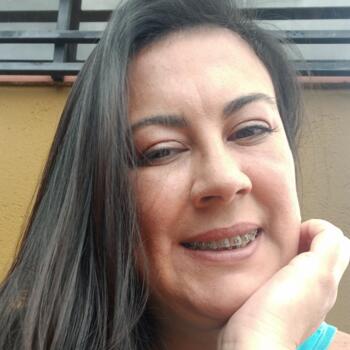 Babysitter in Desamparados (Provincia de San José): Esther