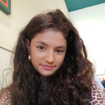 Baby-sitter Limoges: Elina