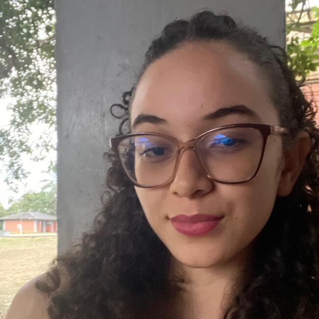 Babá em Rio Branco: Ana Clara
