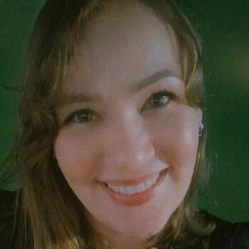 Babá em Piçarras: Carla