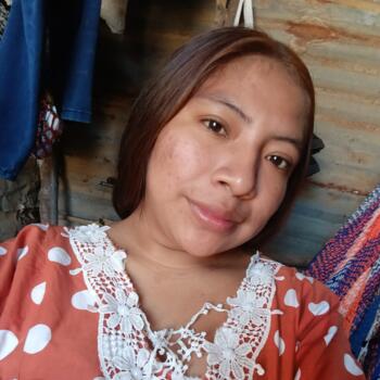 Babysitter in Santa Marta: MARIANA EPINAYU