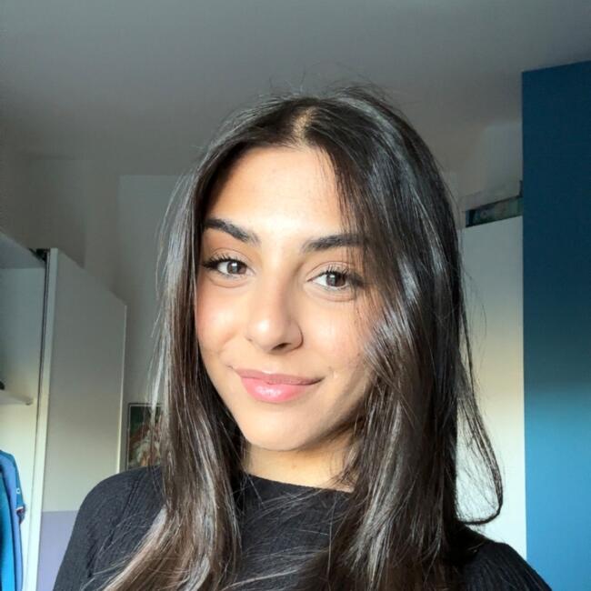 Babysitter a Milano: Aurora
