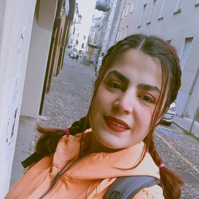 Babysitter in Padova: NARGES SADAT