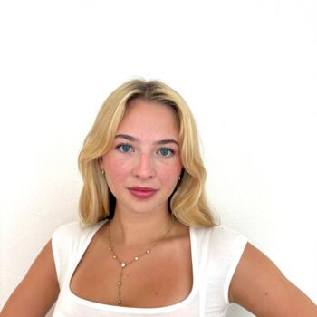 Babysitter in Lausanne: Sofia