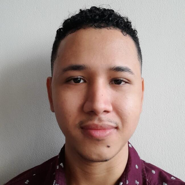 Trabajo para niñera en Panamá: Edgar