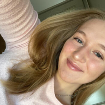 Babysitter in Imsterberg: Selina