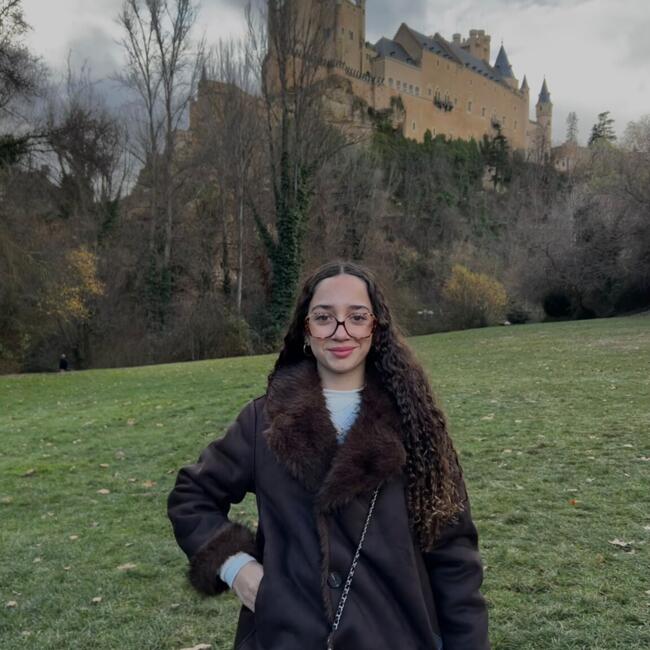 Babysitter in San Vicent del Raspeig: Carlaa