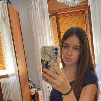 Babysitter in San Lazzaro di Savena: Angela