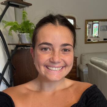 Babysitter in Amiens: Janelle