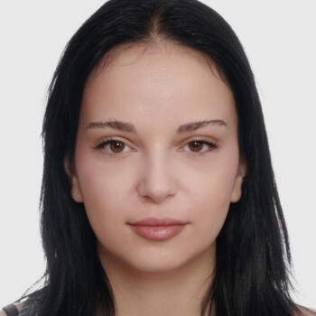 Babysitter Thessaloniki: Ελένη