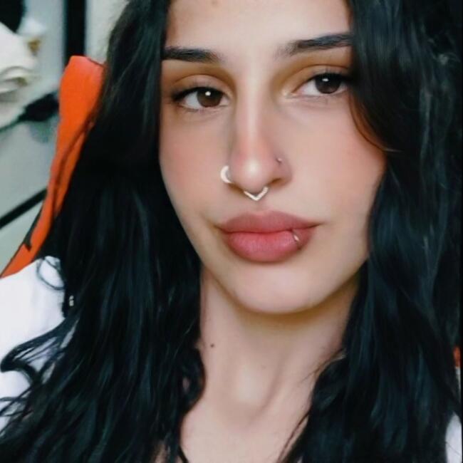 Babá em Contagem: Geovanna