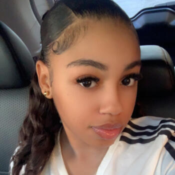 Babysitter in Port of Spain: Shinecia
