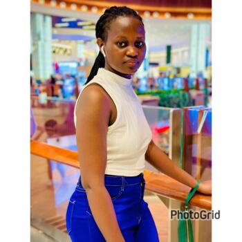 مربية أطفال في الدوحة: Sarah Birabwa