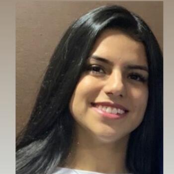 Babysitter in Umuarama: Lais