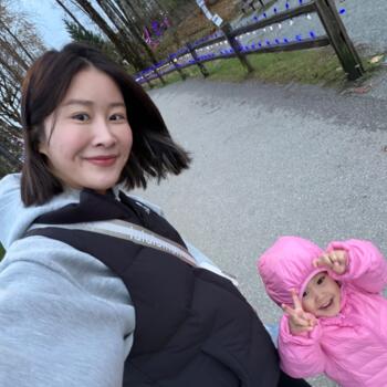 Babysitting job in Coquitlam: babysitting job Xinjue