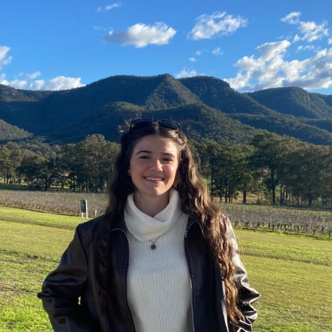 Babysitter in Sydney: Chloe