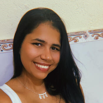 Babysitter in Maceió: Iasmin