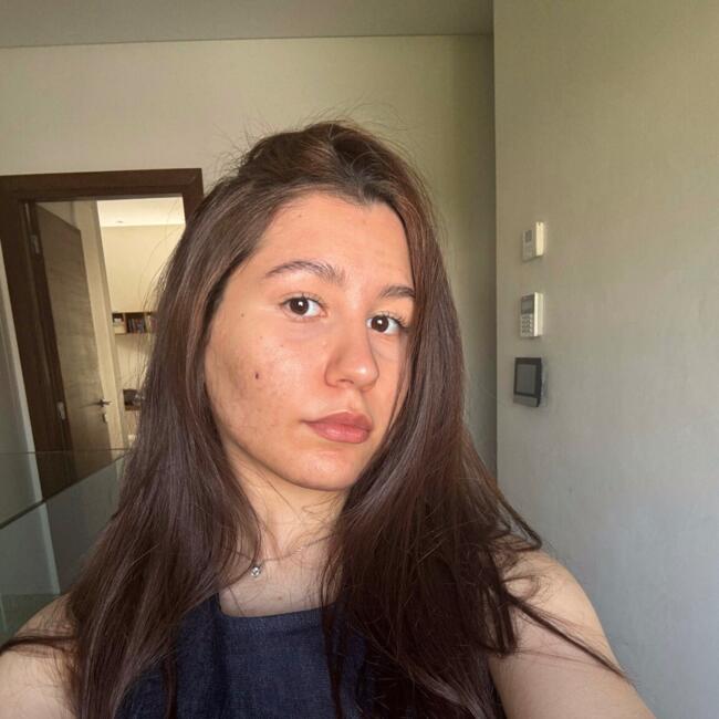 Babysitter in Aix-en-Provence: Kenza